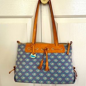 Dooney & Bourke signature fabric shoulder bag